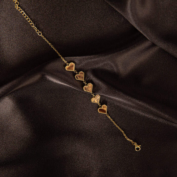 lovely-bracelet-goud-met-donkerbruin-sieraden-and-more-nijmegen-groesbeek