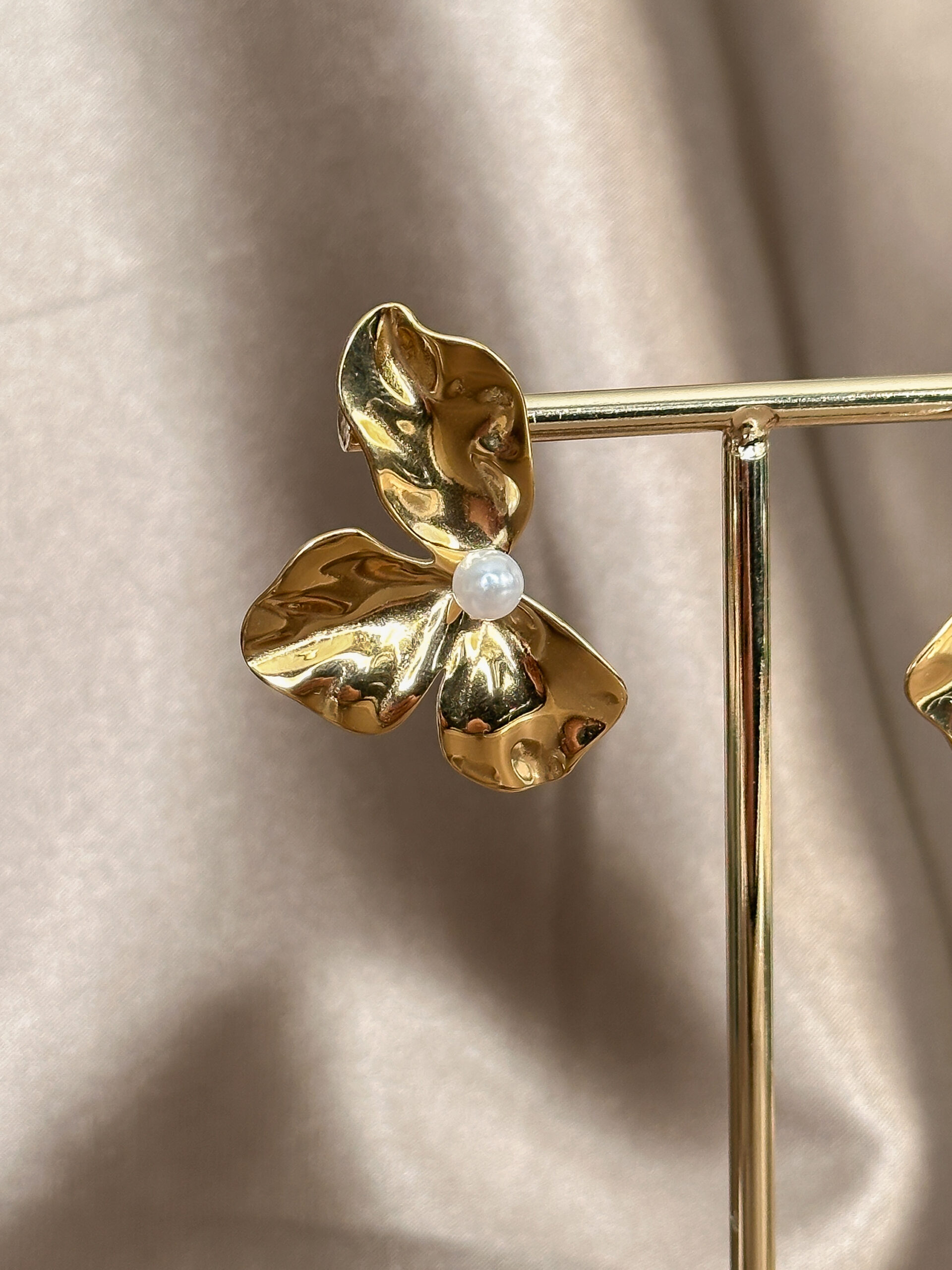 sieraden-and-more-sieraden-webshop-groesbeek-nijmegen-oorbellen-flower-pearl