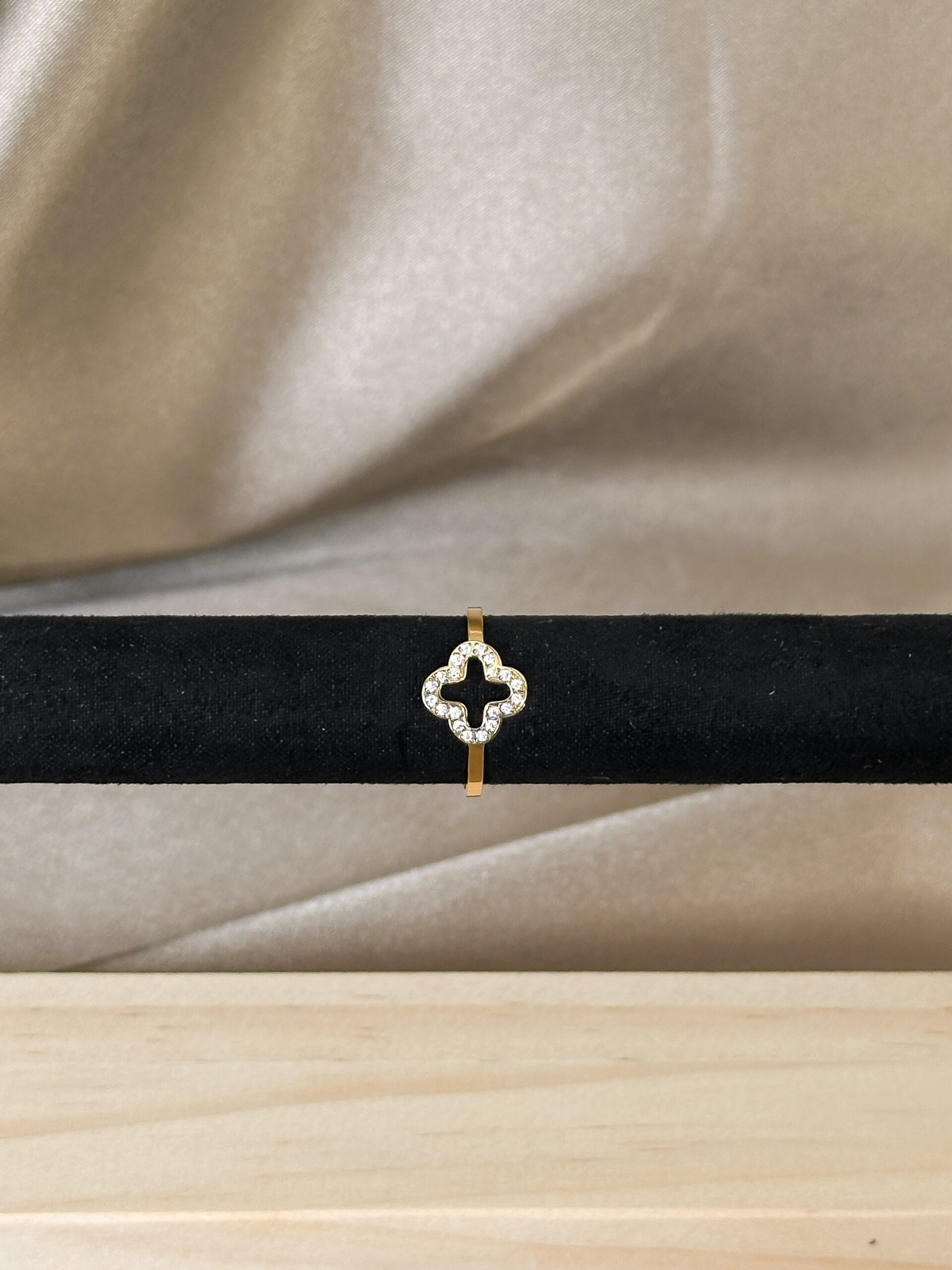 sieraden-and-more-sieraden-webshop-kettingen-oorbellen-armbanden-ringen-ring-clover